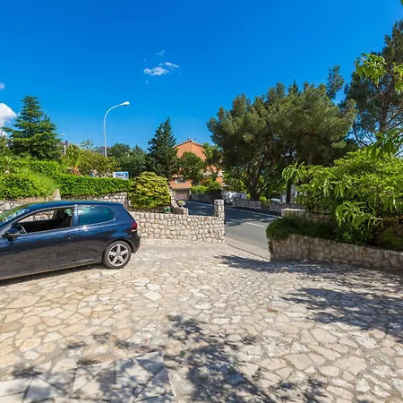 Akelava 1 - Hr-05548-01 By Interhome * Crikvenica